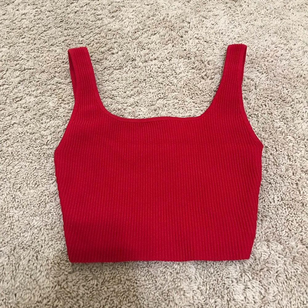 •SOLD• Aritzia Babaton Sculpt Knit Tank!